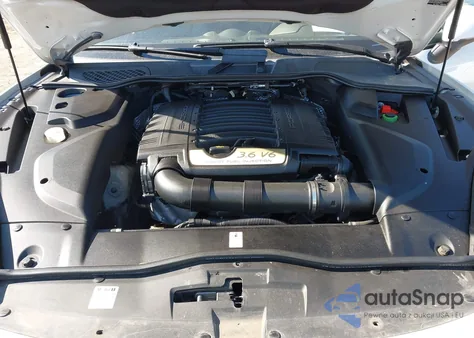 2017 Porsche Cayenne Platinum Edition from USA, damaged, VIN WP1AA2A2XHKA85652